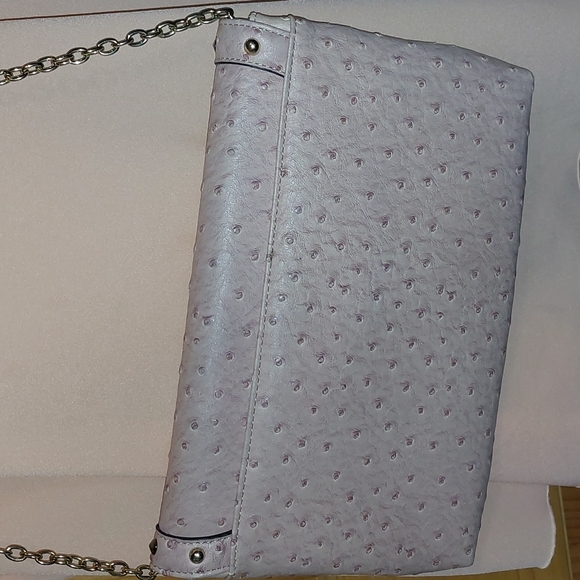 GUESS Purse - Picture 3 of 6